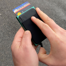 Lade das Bild in den Galerie-Viewer, Money-Etui – platzsparend, handlich (30% Rabatt)
